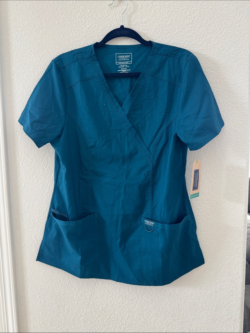 Cherokee Teal Women's V-Neck Scrub Top with Front Pockets